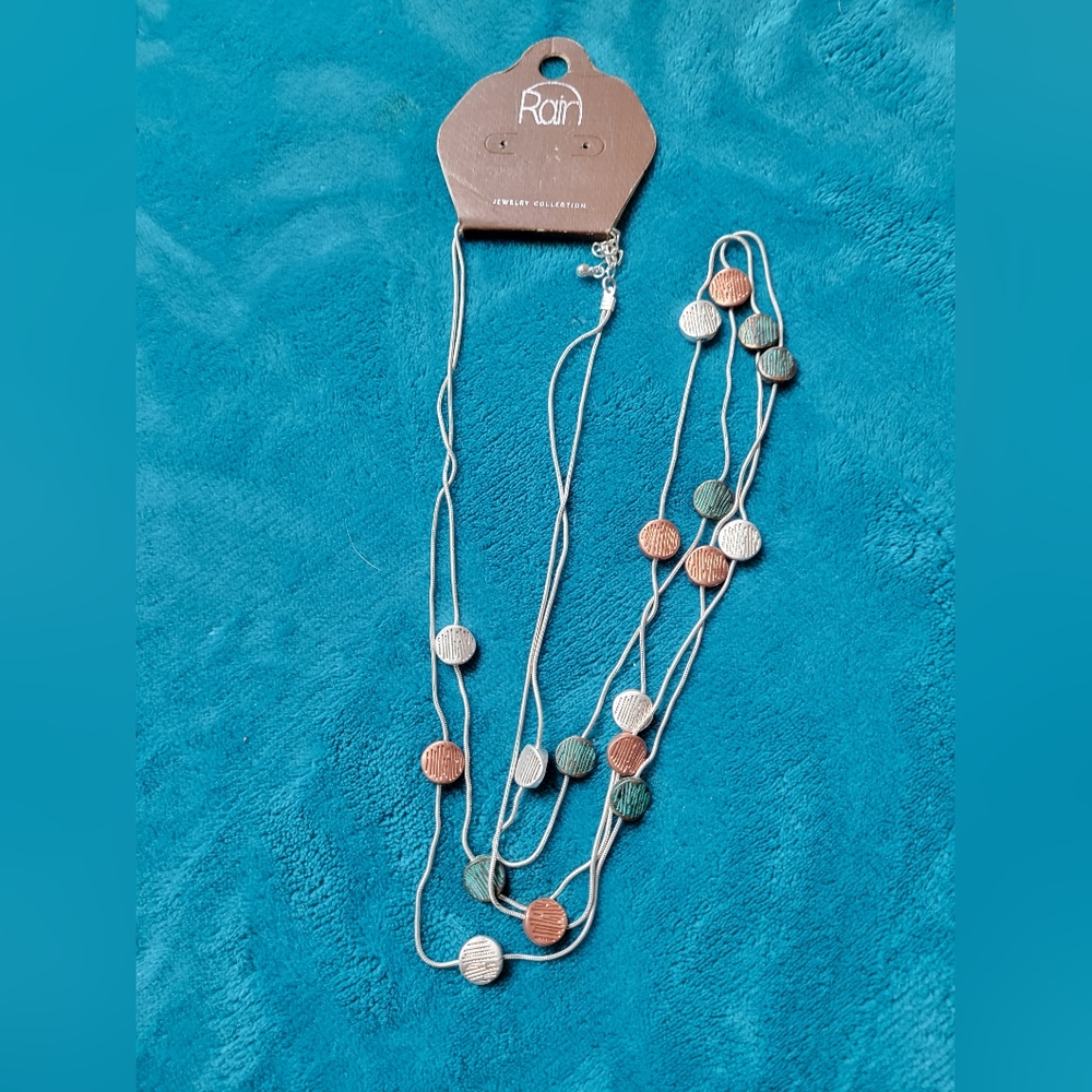 Rain mixed metal layered necklace